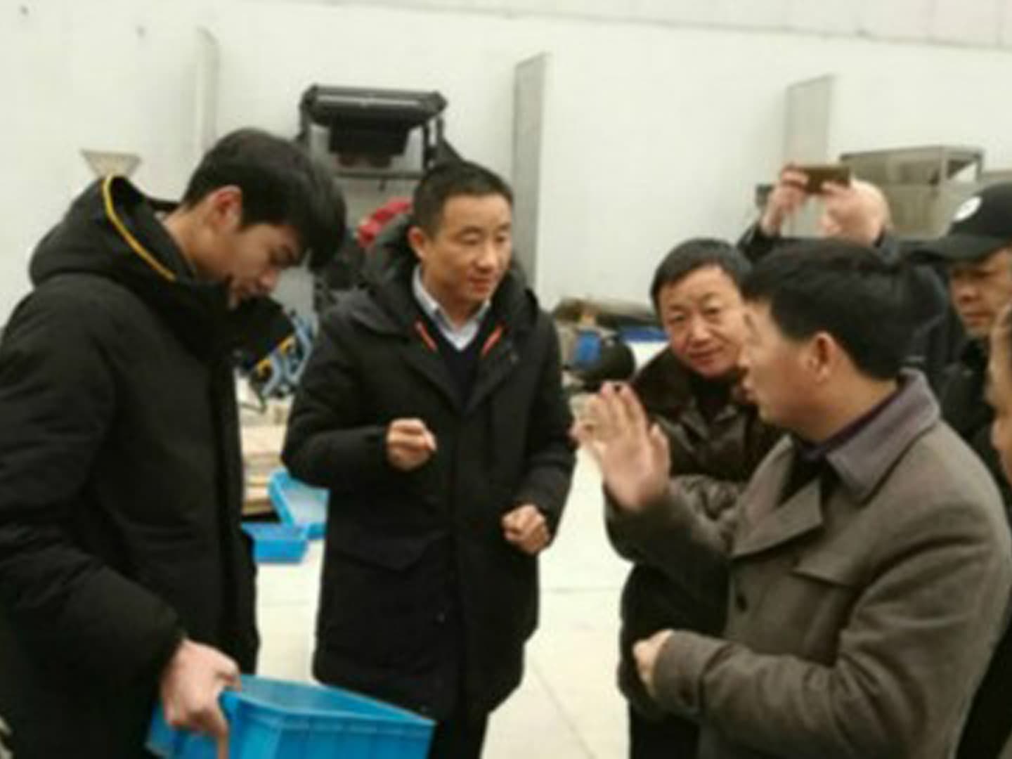 Mingde Optoelectronics welcomes the leaders of the deputy mayor of Mingguang City to visit the company