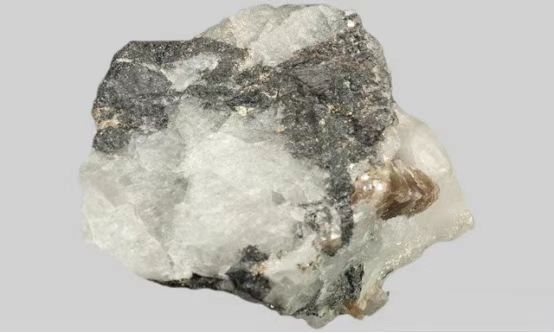 Tungsten mining industry transformation: how to deal with resource scarcity and environmental pressure